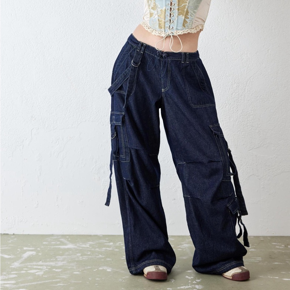 Urban Outfitters BDG Denim Strappy Baggy Cargo Pants Size 28W NEW